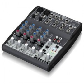 XENYX802 Mezcladora 8 canales BEHRINGER